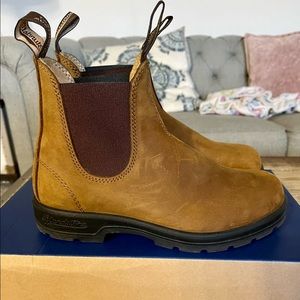 BLUNDSTONE #562 WOMEN'S CLASSICS CHELSEA BOOTS - CRAZY HORSE